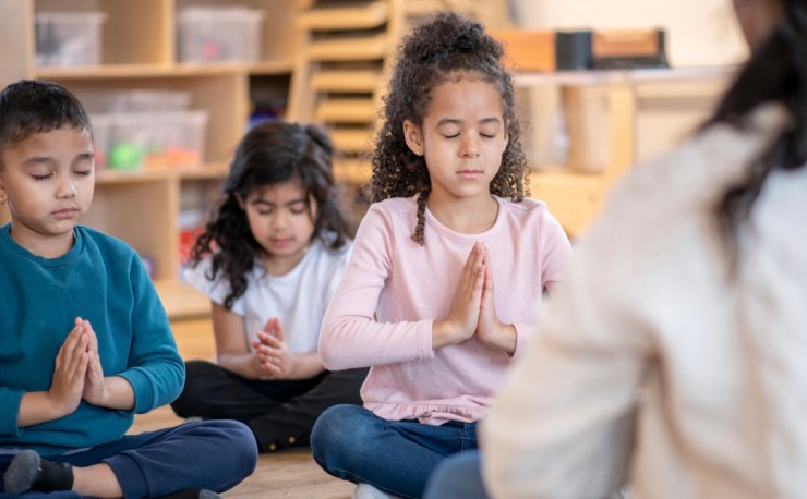 Mindfulness para niños: Cómo esta práctica puede mejorar la educación emocional de tus estudiantes